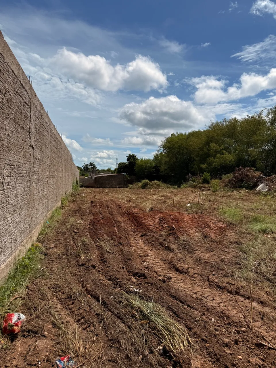 Terreno 19,80 x 72,60 rua Dom Pedro I