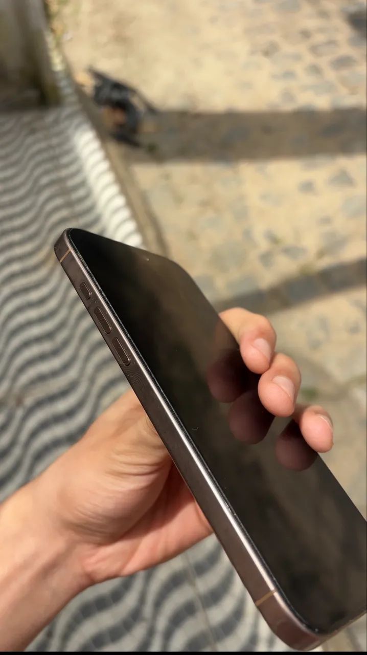 IPHONE 16 PRO MAX - Foto 5