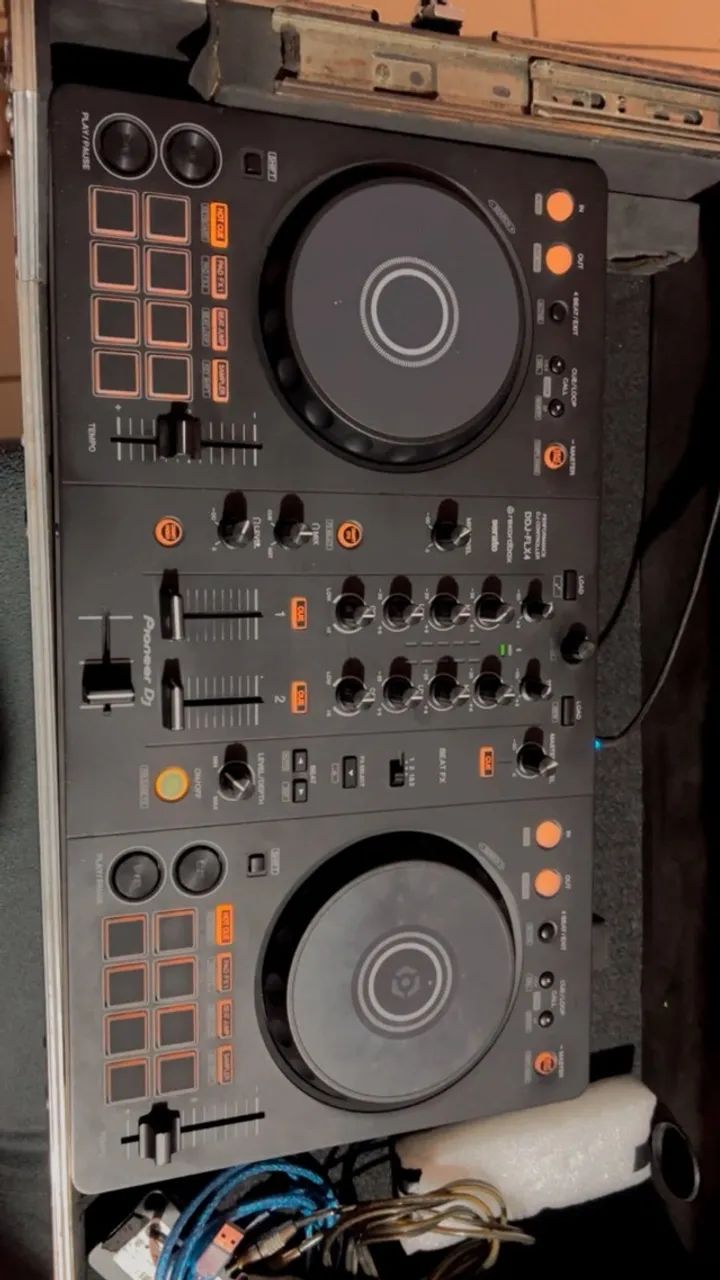 CONTROLADORA FLX4. + CASE - Foto 2