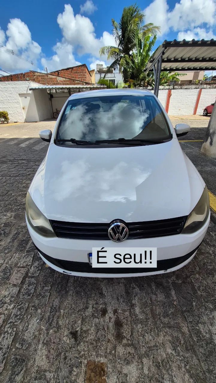 Volkswagen Fox Fox 1.0 Mi Total Flex 8V 5p 2013