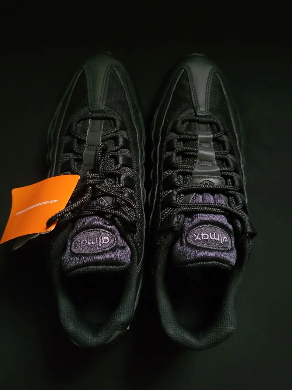 Nike Air Max 95 Essential "Triple Black" - 41 - Foto 4