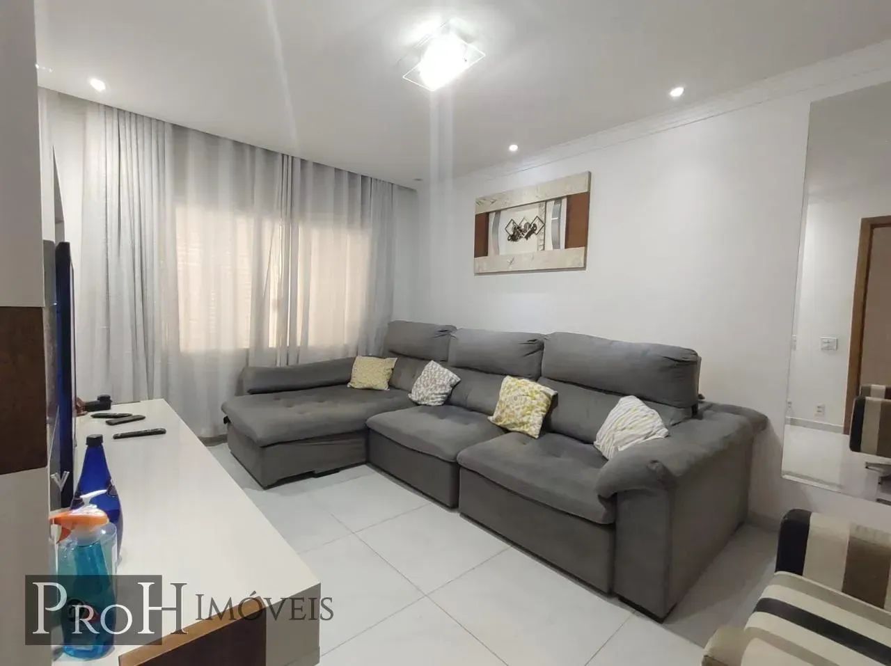 Sobrado 253m² com 4 dormitórios sendo 2 suítes  R$ 895.000,00