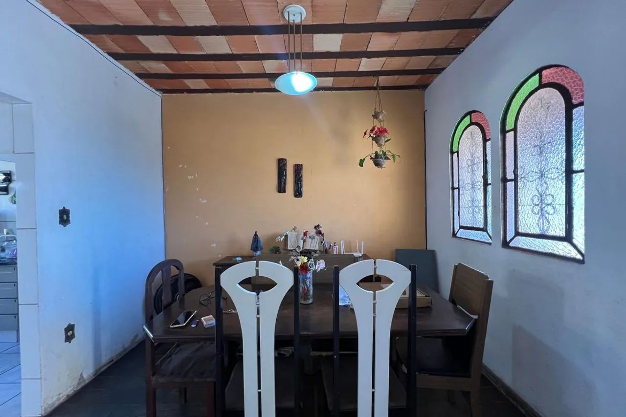 Casa à Venda - Nacional, 4 Quartos, 100 m2 - Foto 2