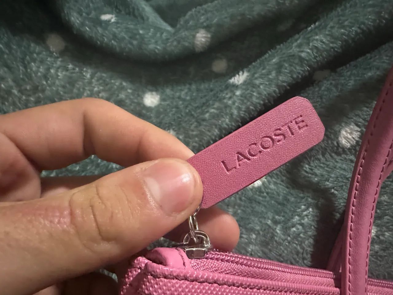 Bolsa Lacoste Feminina!