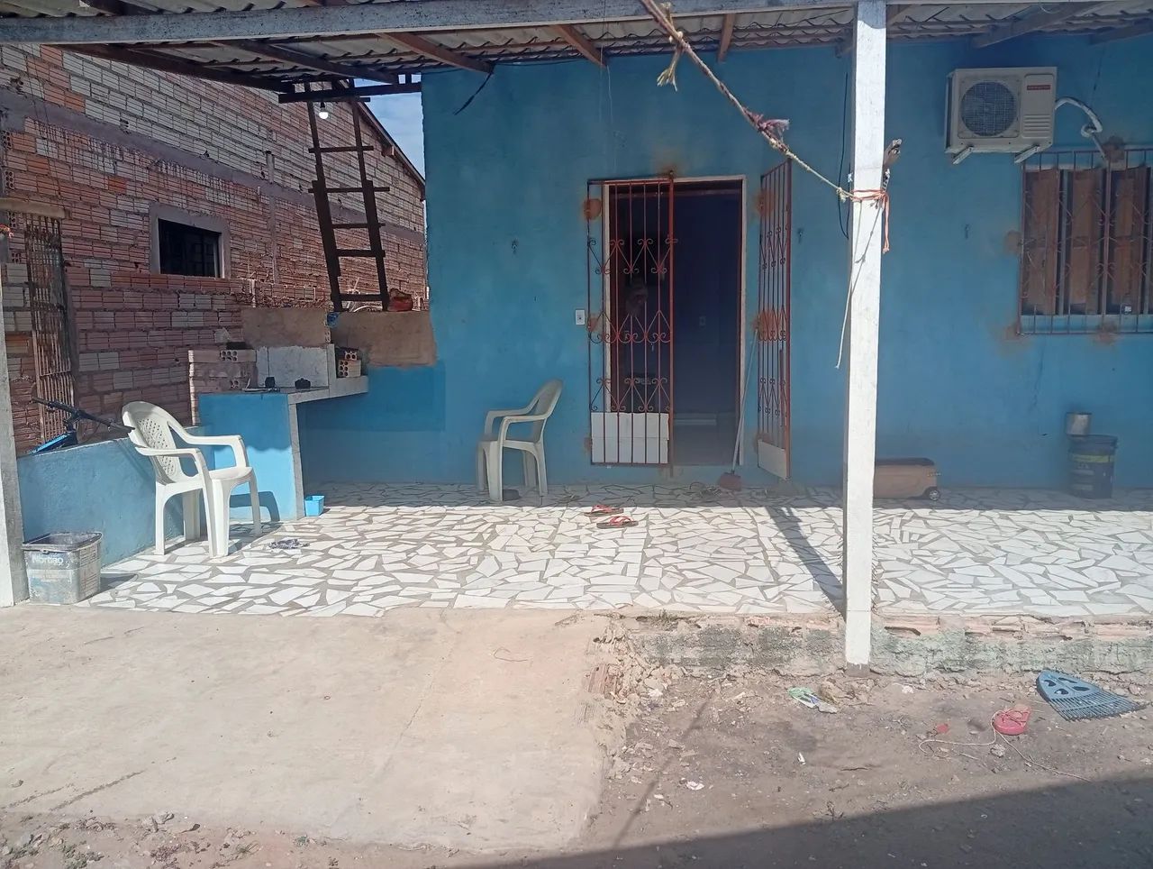 Casa com duas kit Net, bairro da área verde  - Foto 2