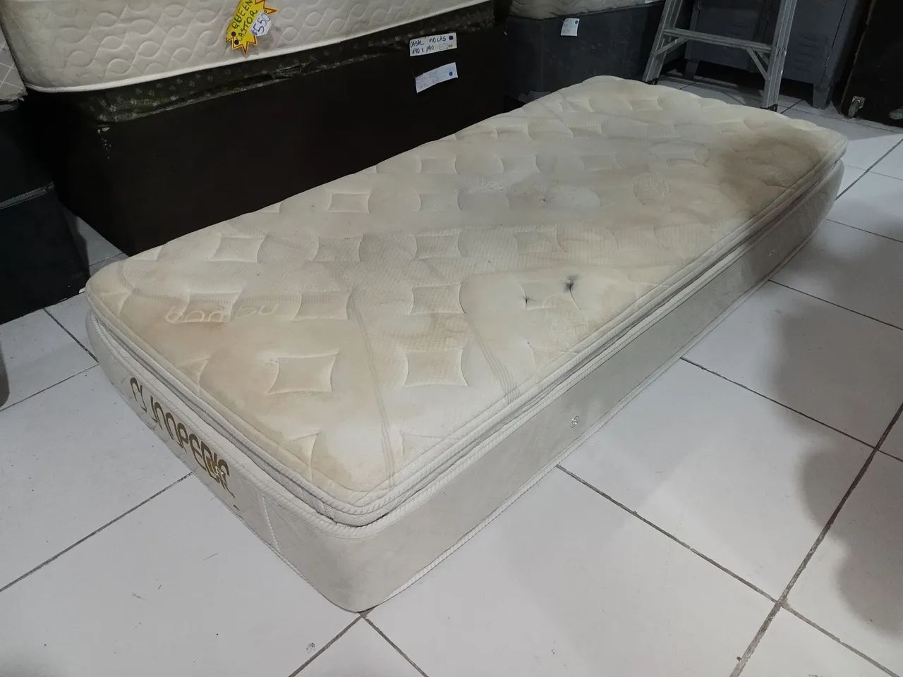 Colchão de Solteiro Clinopedlc Molas 