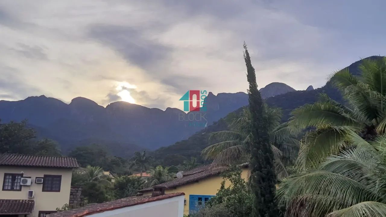 Limoeiro | Casa de Condomínio 4 quartos, sendo 1 suite