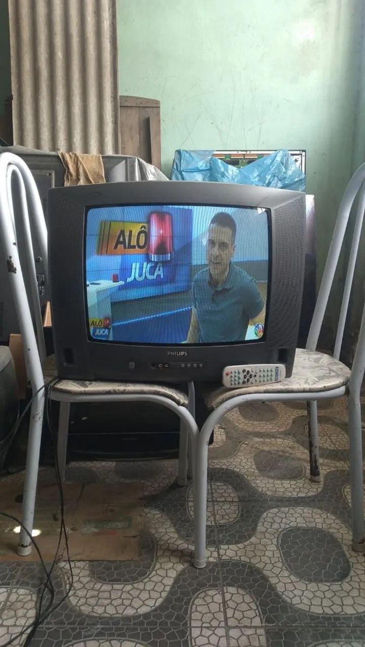 Tv filipis 20 polegadas com conversor e controle  - Foto 2