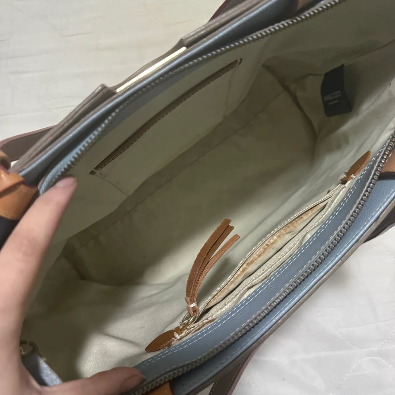 Bolsa Arezzo Couro Ed. limitada - Foto 4