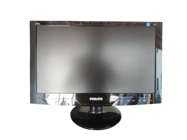 Monitor LED de 19 polegadas Philips Widescreen VGA DVI bivolt - Foto 2