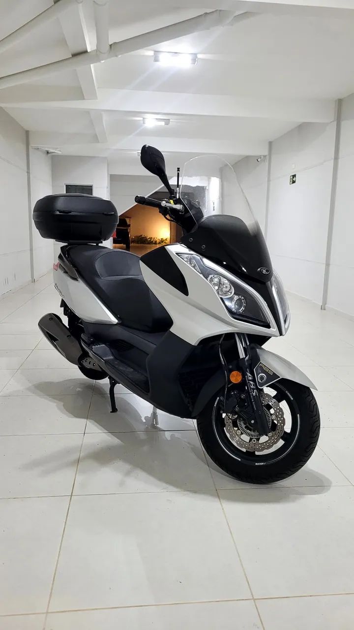 Kymco Downtown 300i 