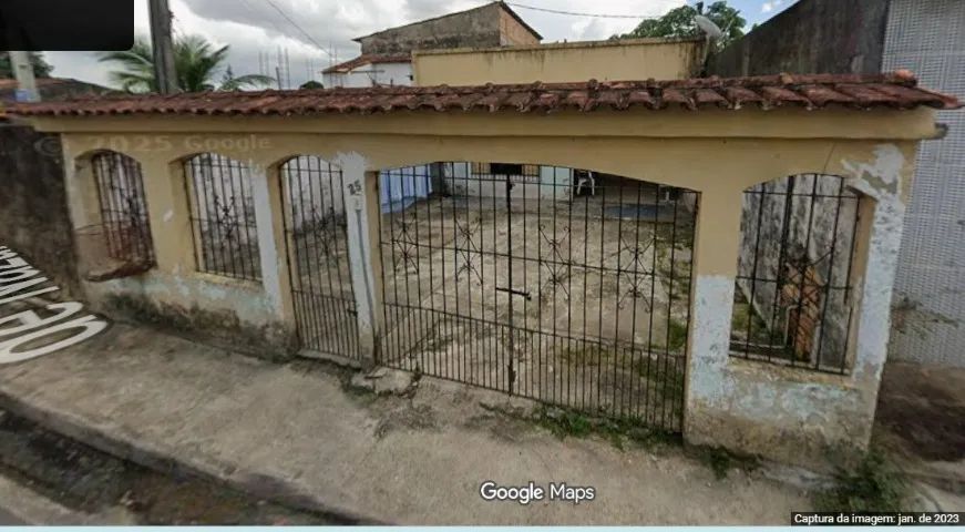 Excelente Casa com Terreno de 240 m² na Mario Covas