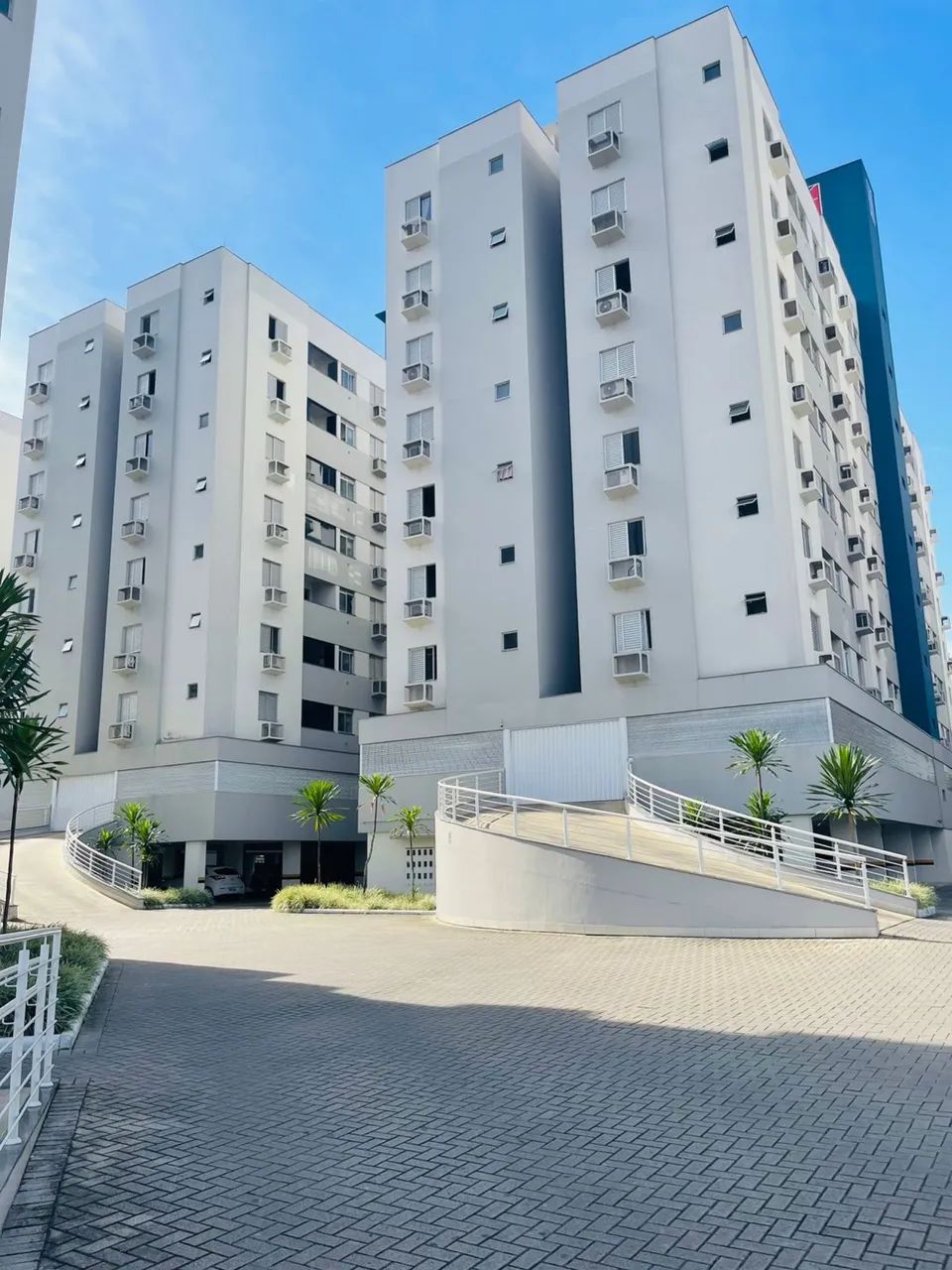Res. Nações! 2 dormitórios c/suite! 