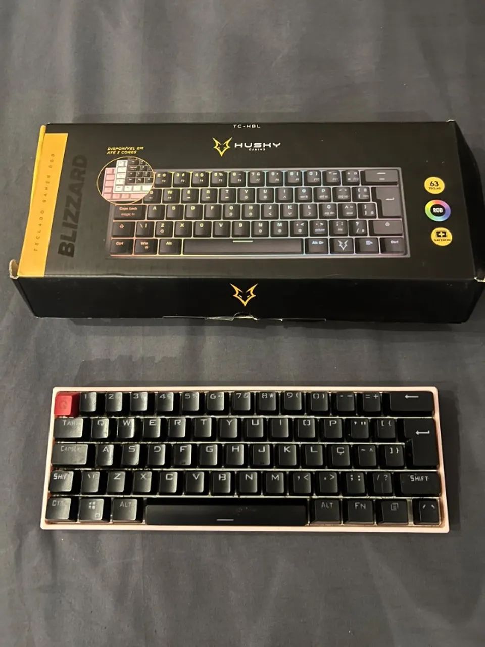 Teclado Gamer Husky Blizzard 60% (Usado na caixa + keycaps)
