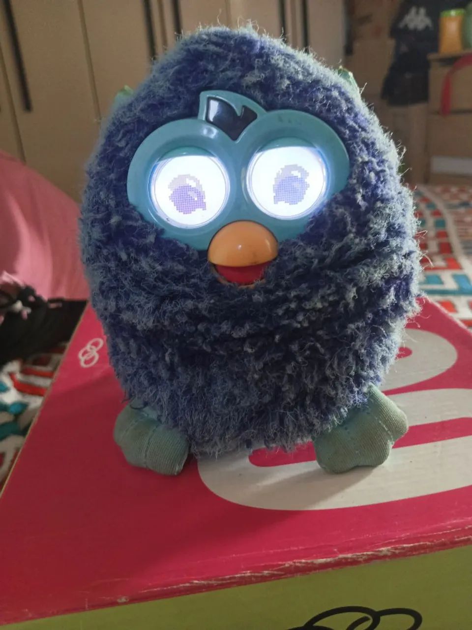 Furby azul, modelo "Twilight", LEIA O ANÚNCIO  - Foto 4