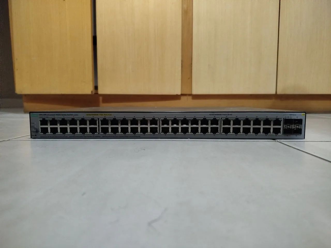 Switch HPE OfficeConnect 1920s 48p - Foto 2