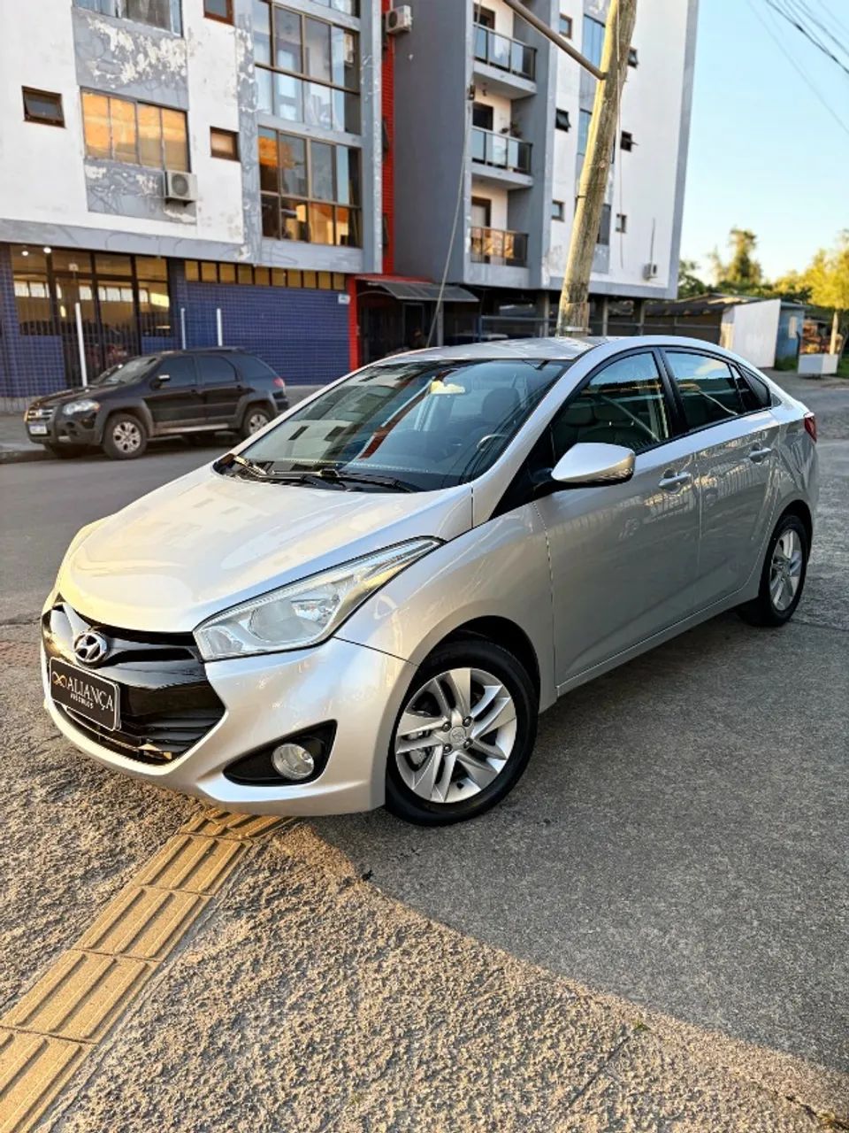 Hyundai Hb20S 1.6 PREMIUM 16V FLEX 4P AUTOMÁTICO 2014