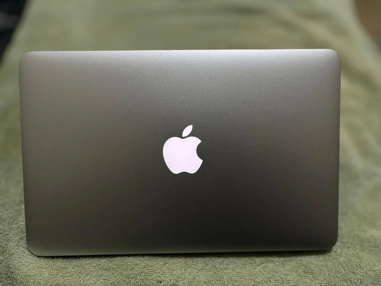 macbook air 11 2014