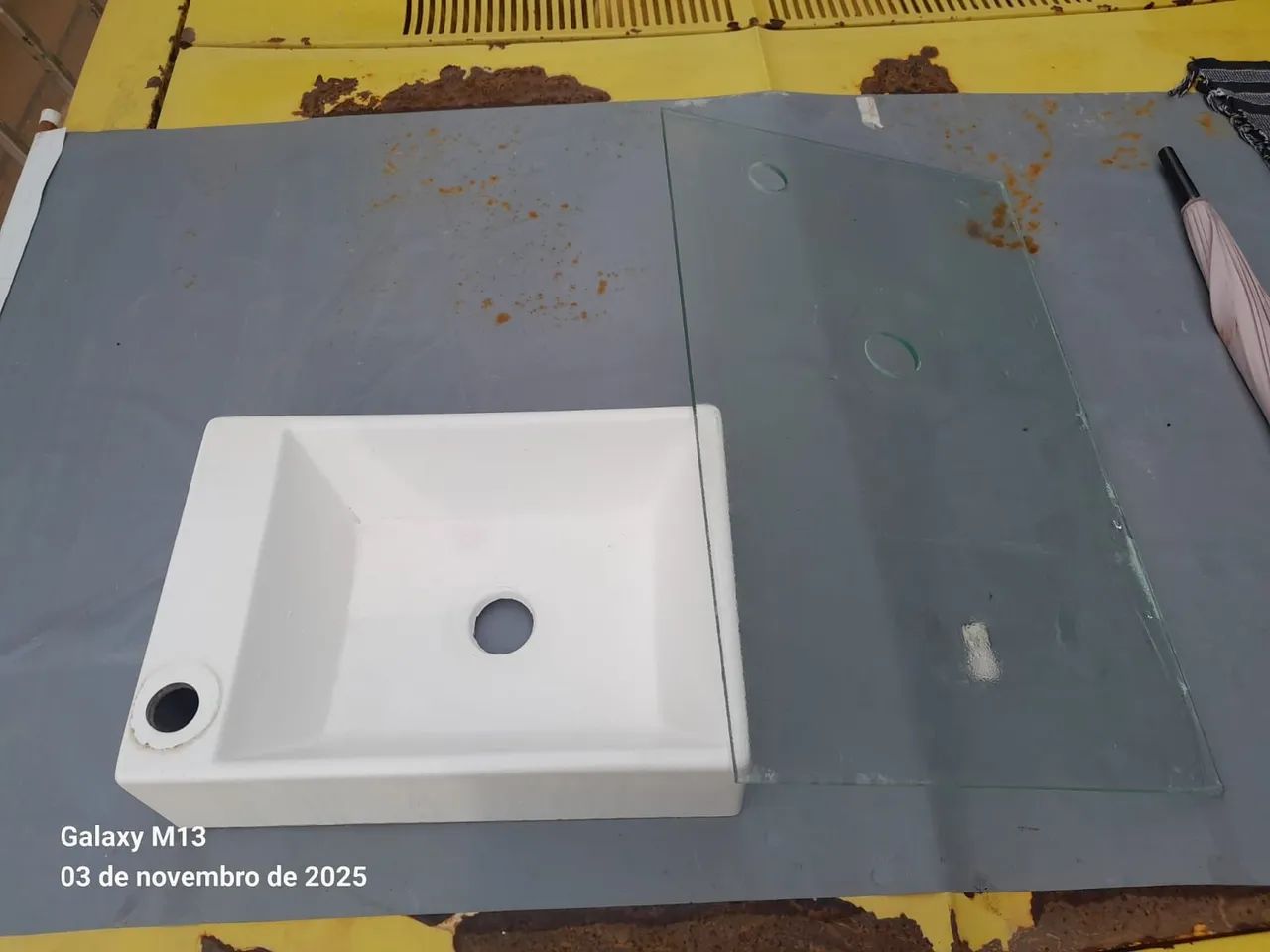 Bathroom Sink + Glass Stand