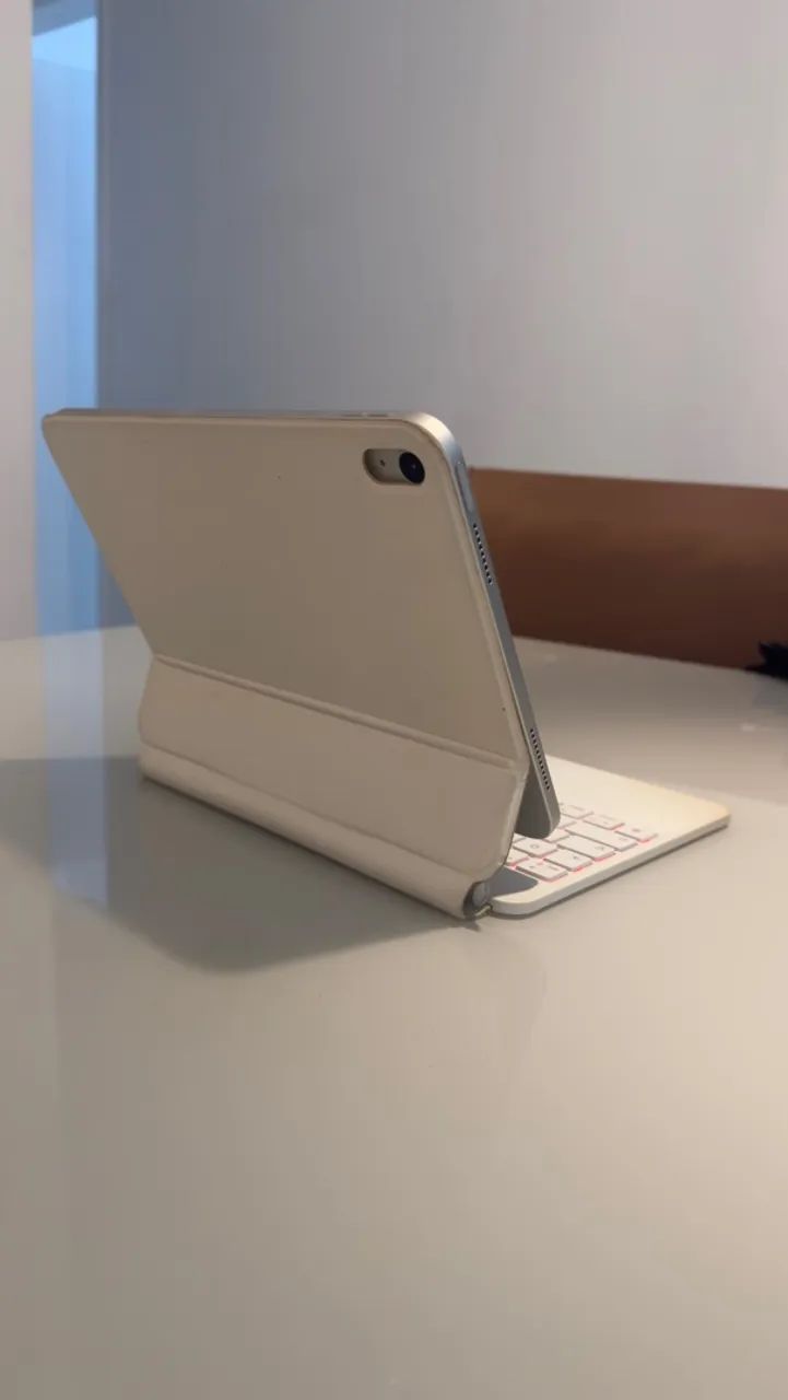 iPad 10 geração + capa com teclado - Foto 3