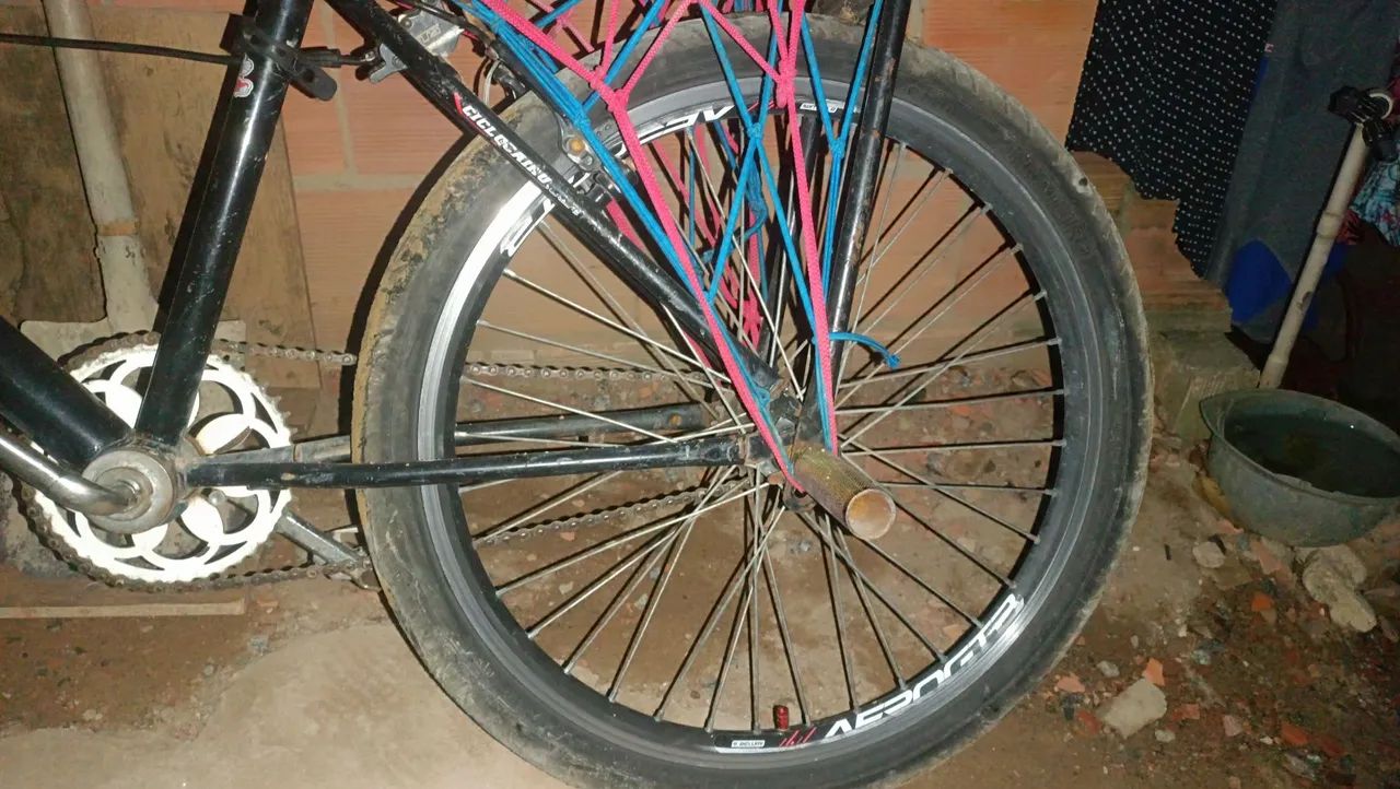 Bicicleta aro 24 - Foto 4