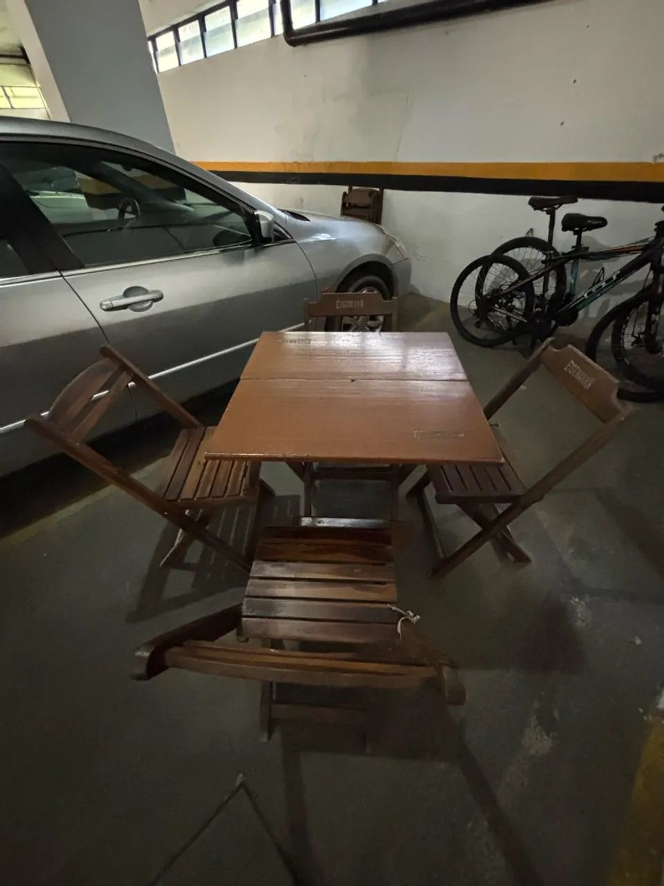 MESA C/ CADEIRAS