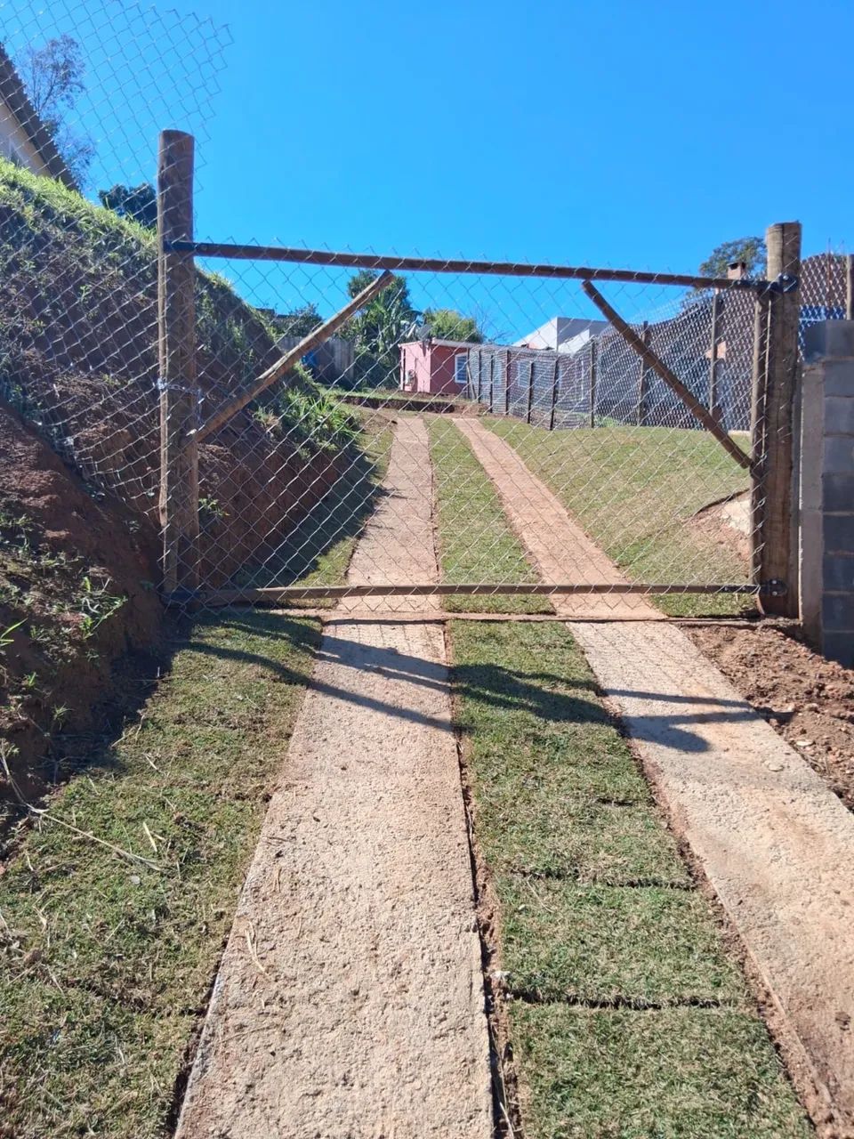 ? CASA A VENDA - EXCELENTE - Foto 2
