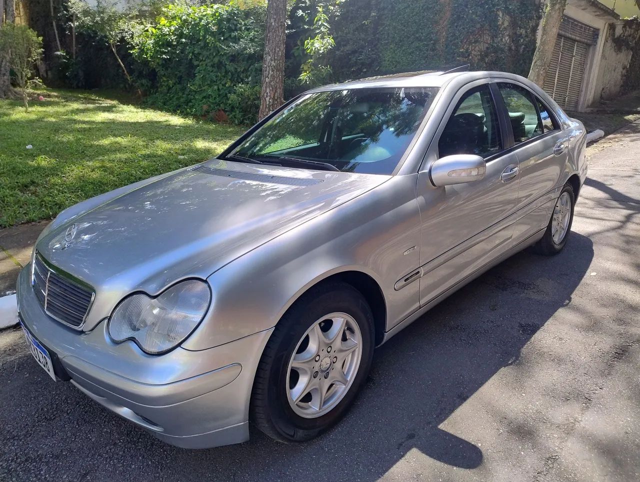 Mercedes-Benz C-180 C-180 Kompressor Classic 1.8 16V 143cv 2004