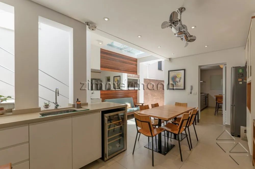 Casa de Vila em Perdizes, com 2 vagas de garagem! - Foto 3