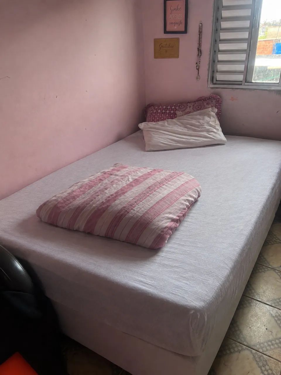 Cama box de viúva