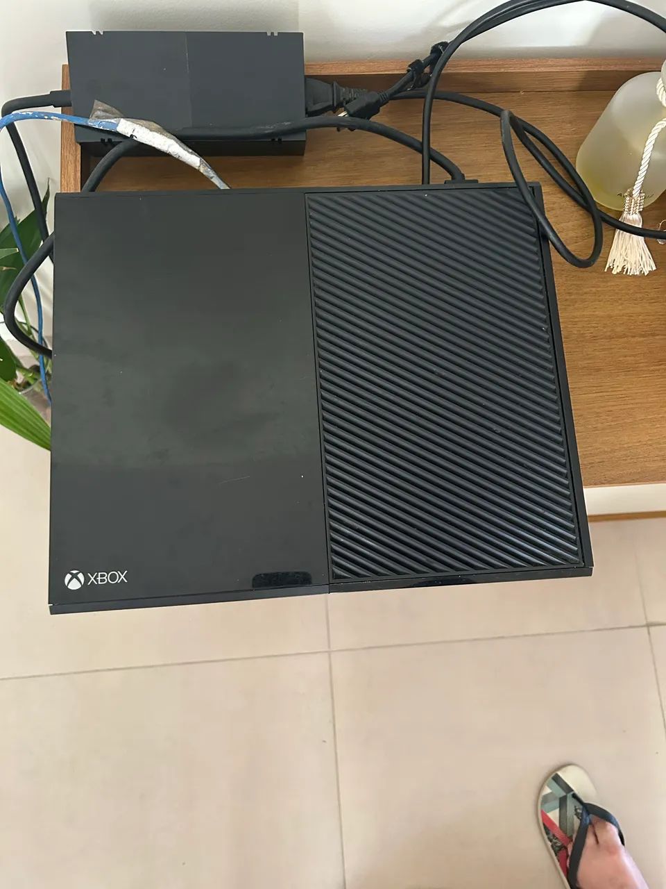 Xbox One Fat com 6 Jogos e 2 Controles - Foto 5