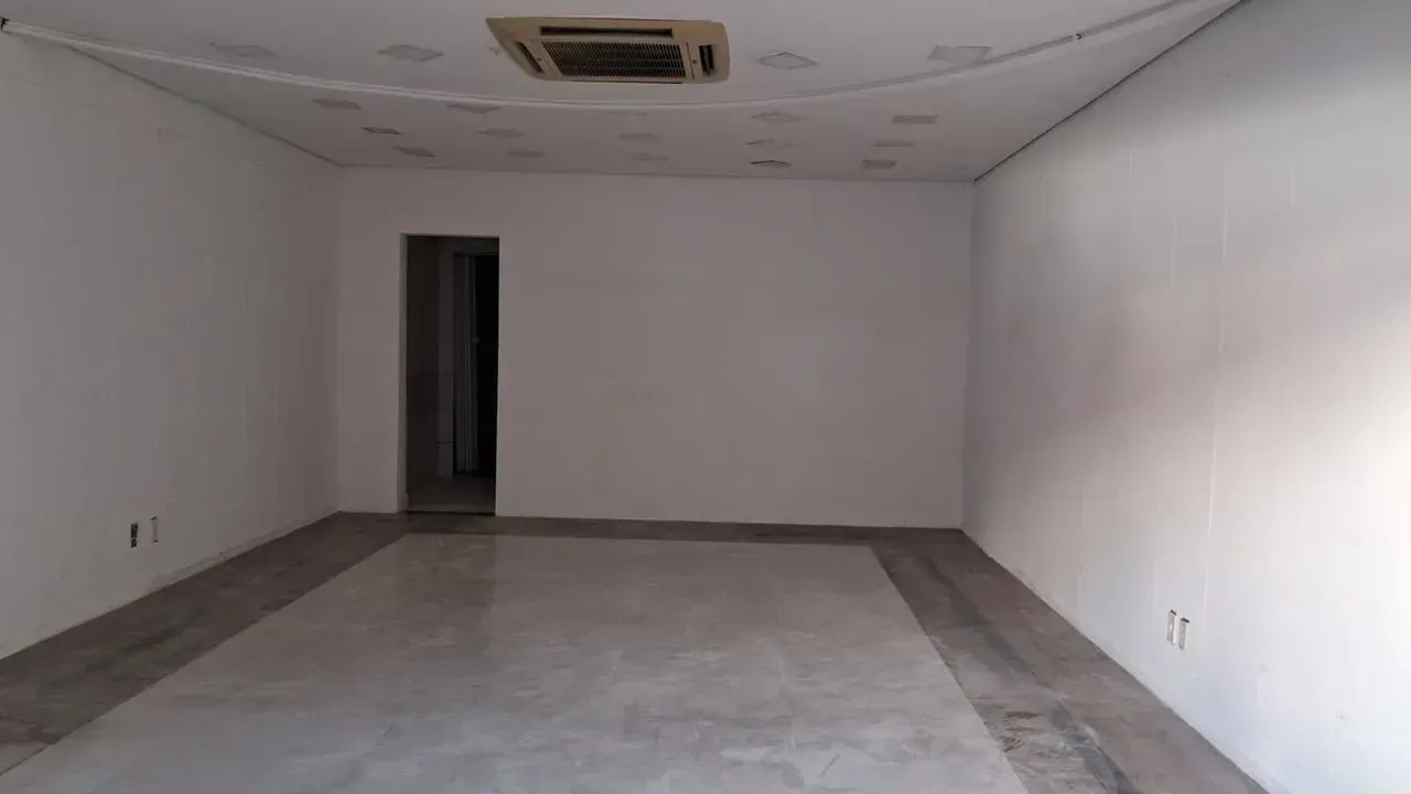 Loja medindo 21 mts em Centro - São Gonçalo - RJ - Foto 2