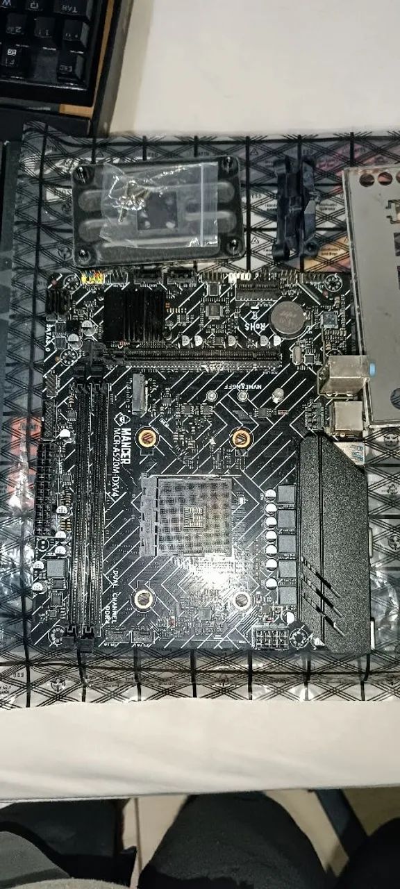 Placa Mãe Mancer A520M-DX DDR4 Socket Am4