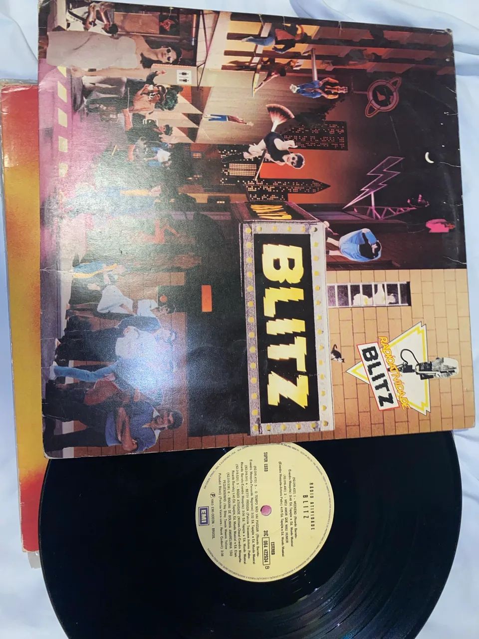 Disco de vinil Blitz - Radio Atividade (1983) - Foto 2