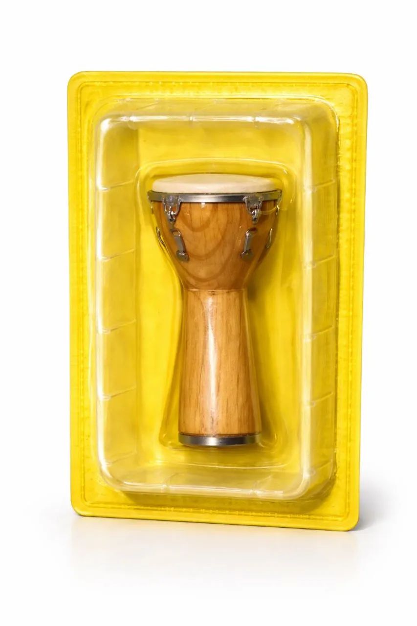 Miniatura djambe da coleção de instrumentos musicais da editora SALVAT 