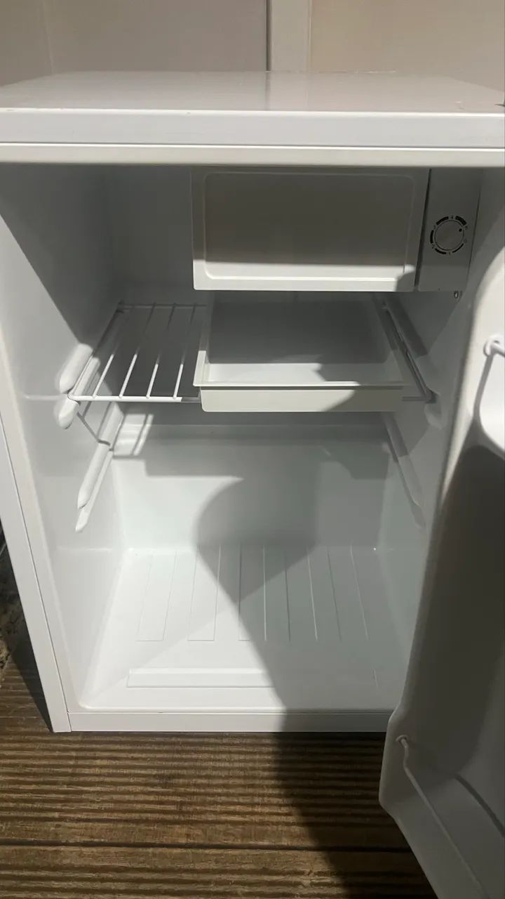 Frigobar de 68l - Impecável  - Foto 2