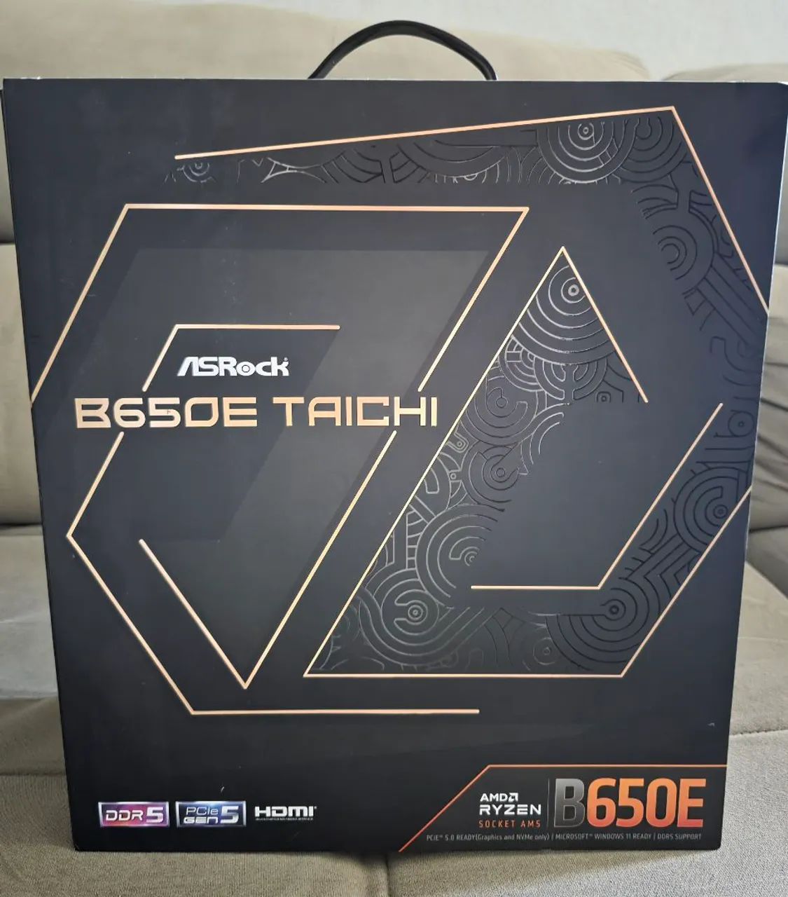 Placa Mãe AsRock B650E Taichi DDR5 AM5 E-ATX AMD ECLK