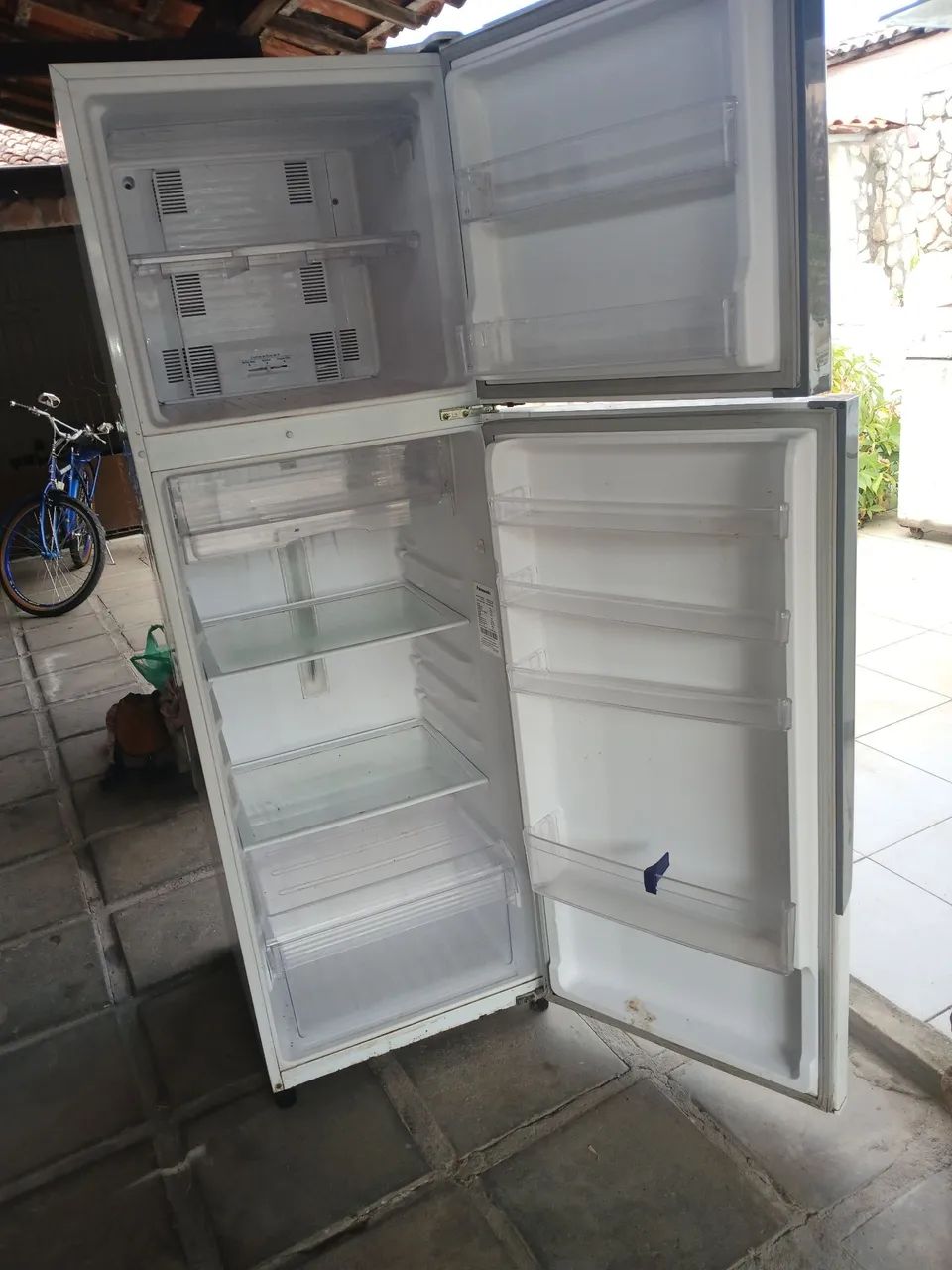 Geladeira Panasonic volume total 387lts. - Foto 2
