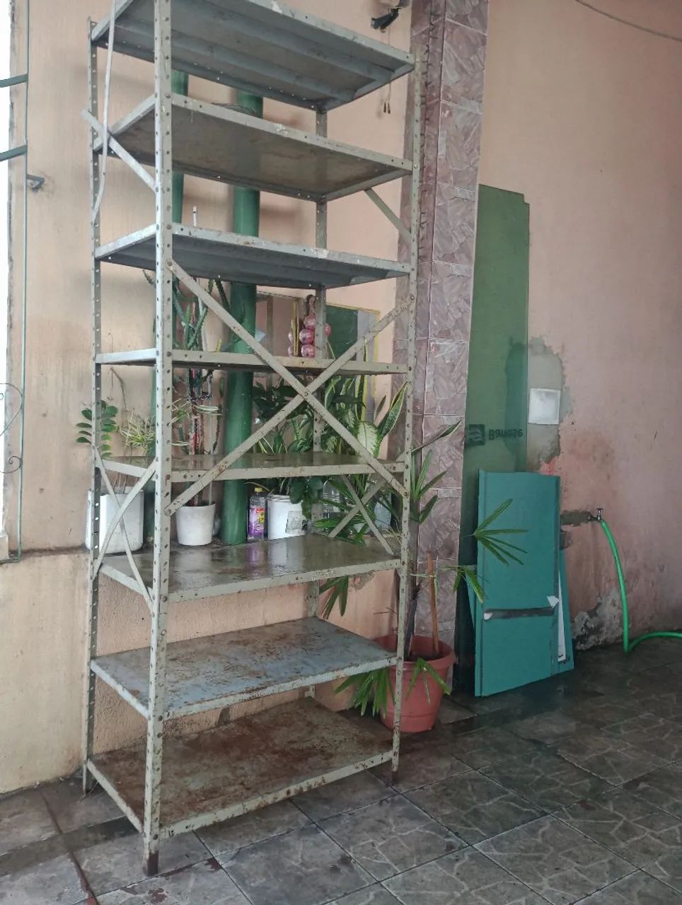 Estante em aço 