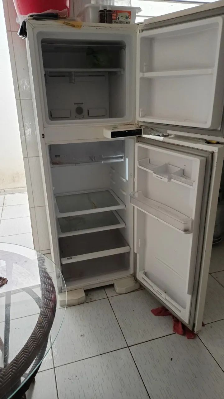 Geladeira, Gelágua - Foto 2