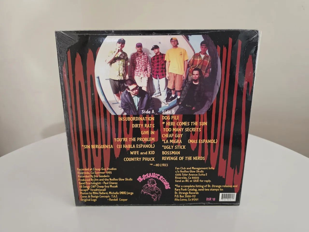 Vinil Who Is, This Is? Voodoo Glow Skulls 1st press - Foto 3