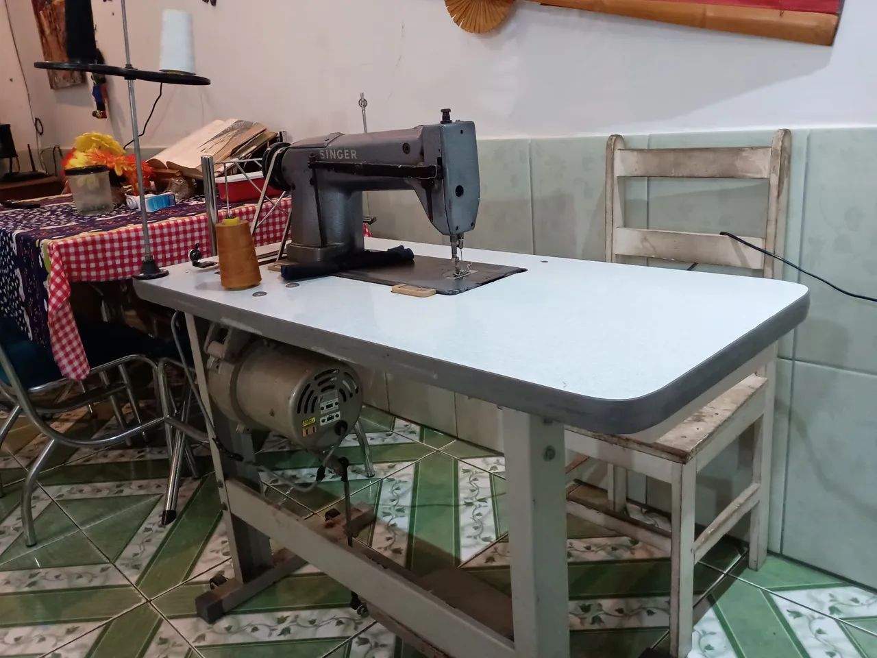 Máquina de costura reta industrial 