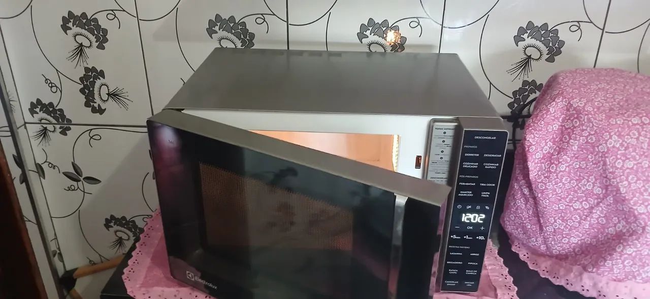 Microondas Eletrolux 36litros  - Foto 4