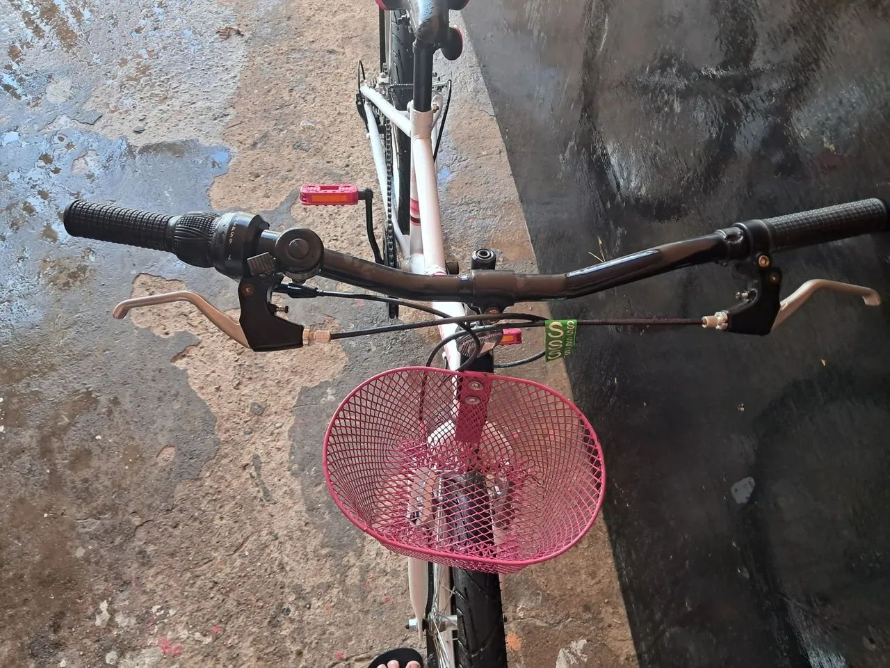 Bicicleta feminina aro 26 + trava de segurança de aço  - Foto 2