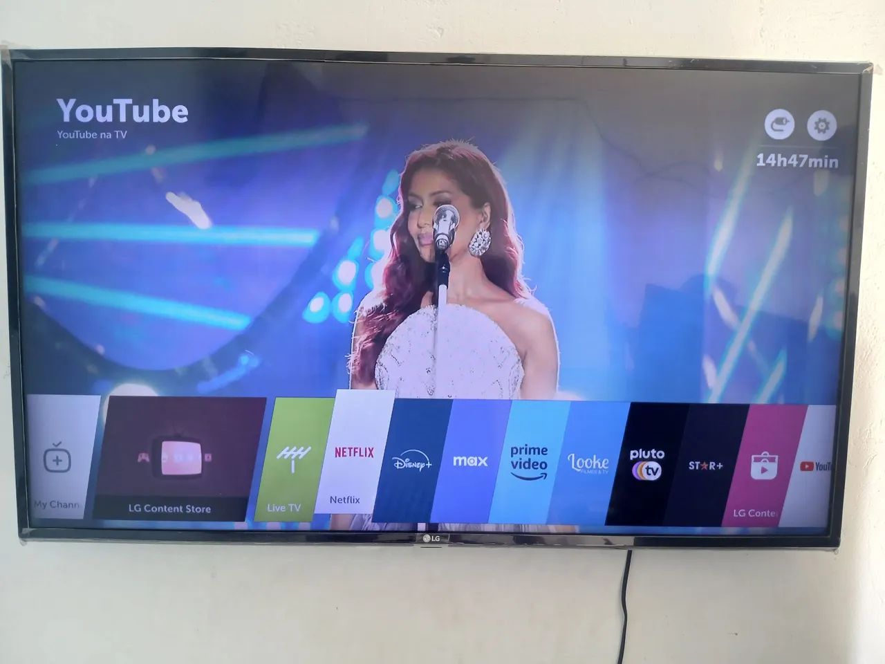 Vendo tv lg smart de 43 polegadas no precinho pra hoje