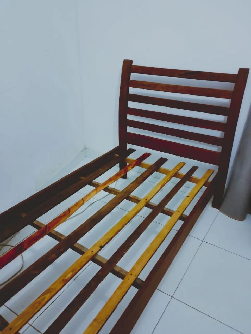 Cama de Solteiro Madeira Maciça 
