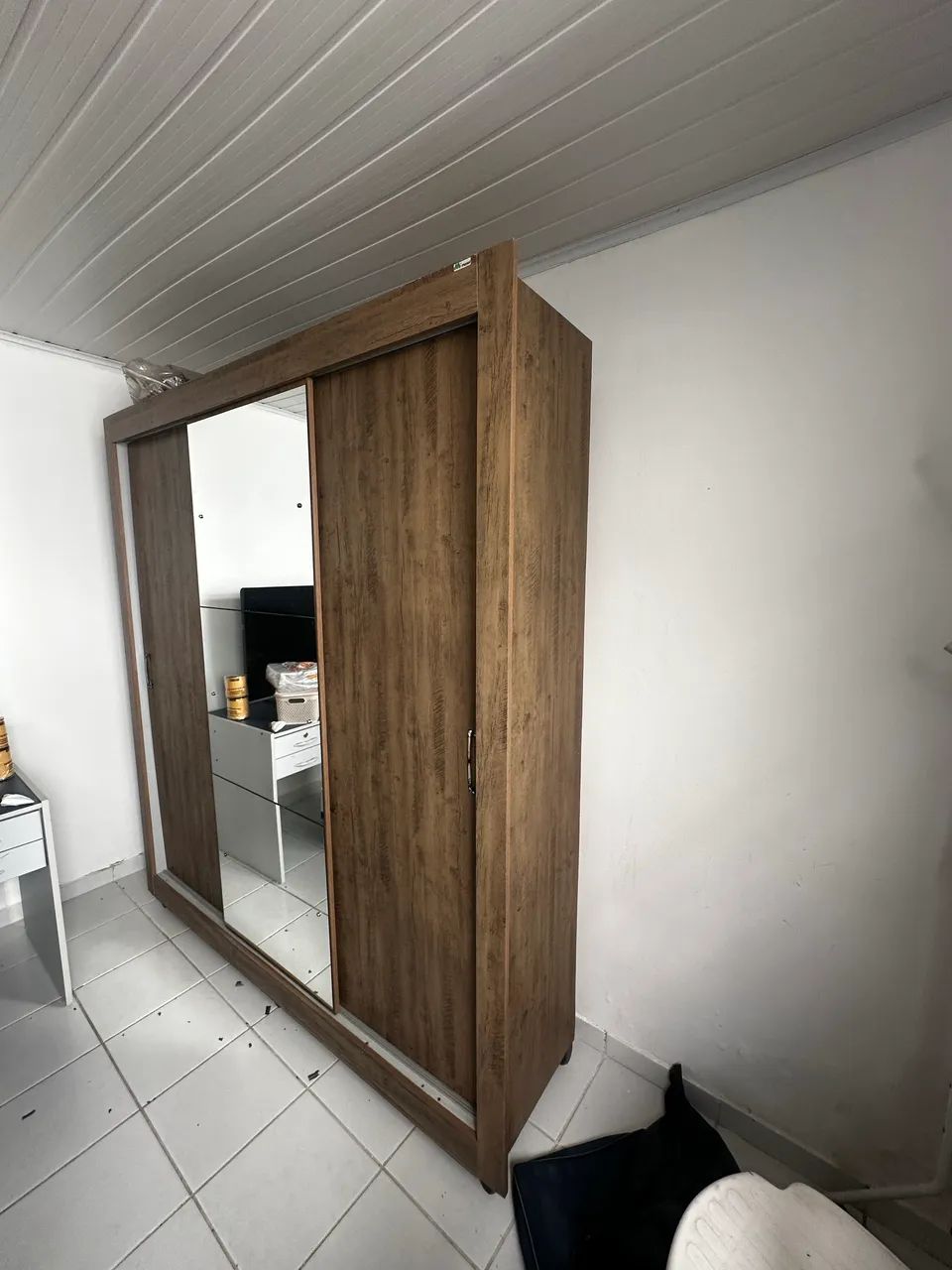 Guarda-roupa usado