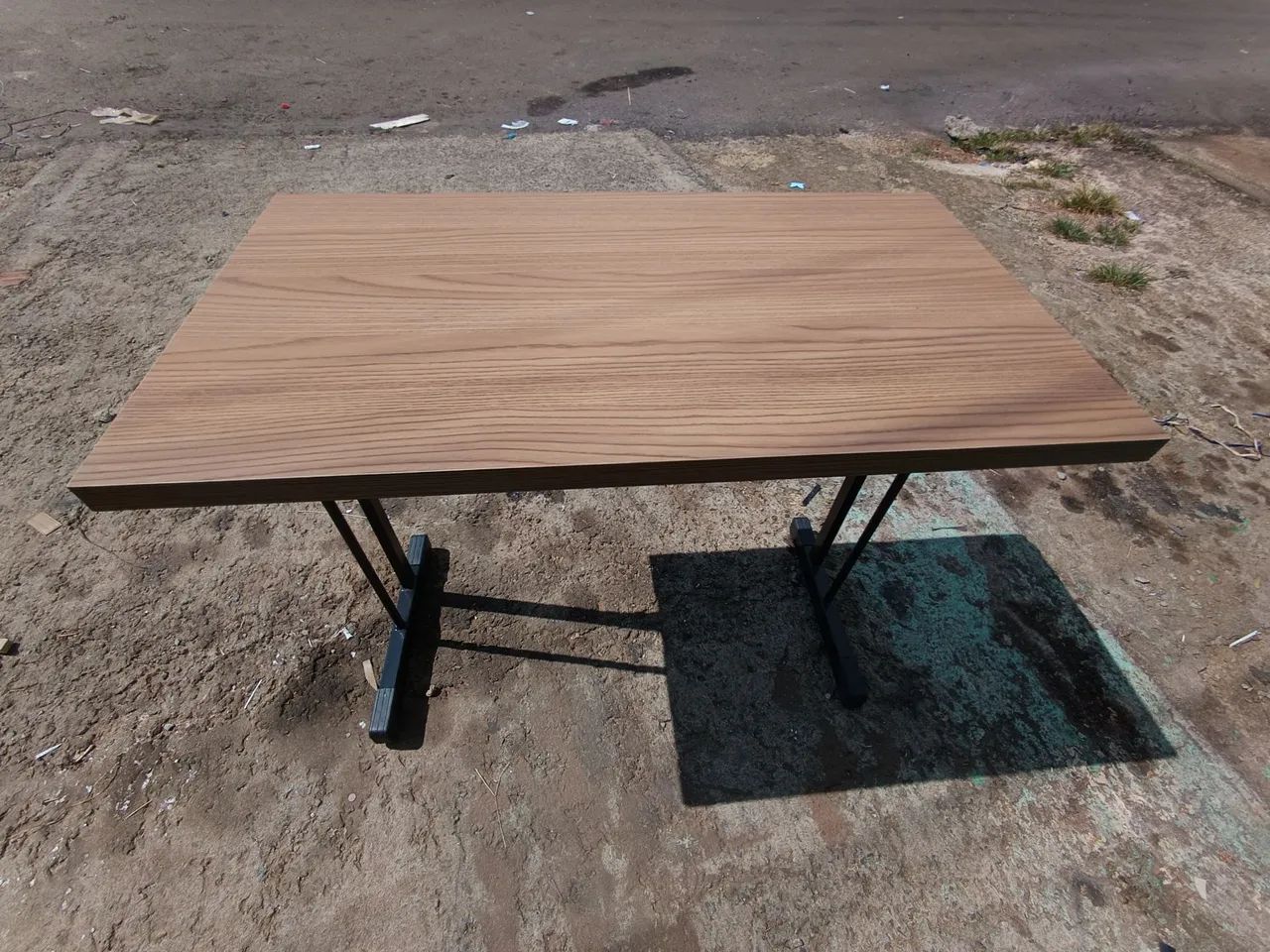 Mesa reta sem gaveta 120x60 Entregamos com frete - Foto 2