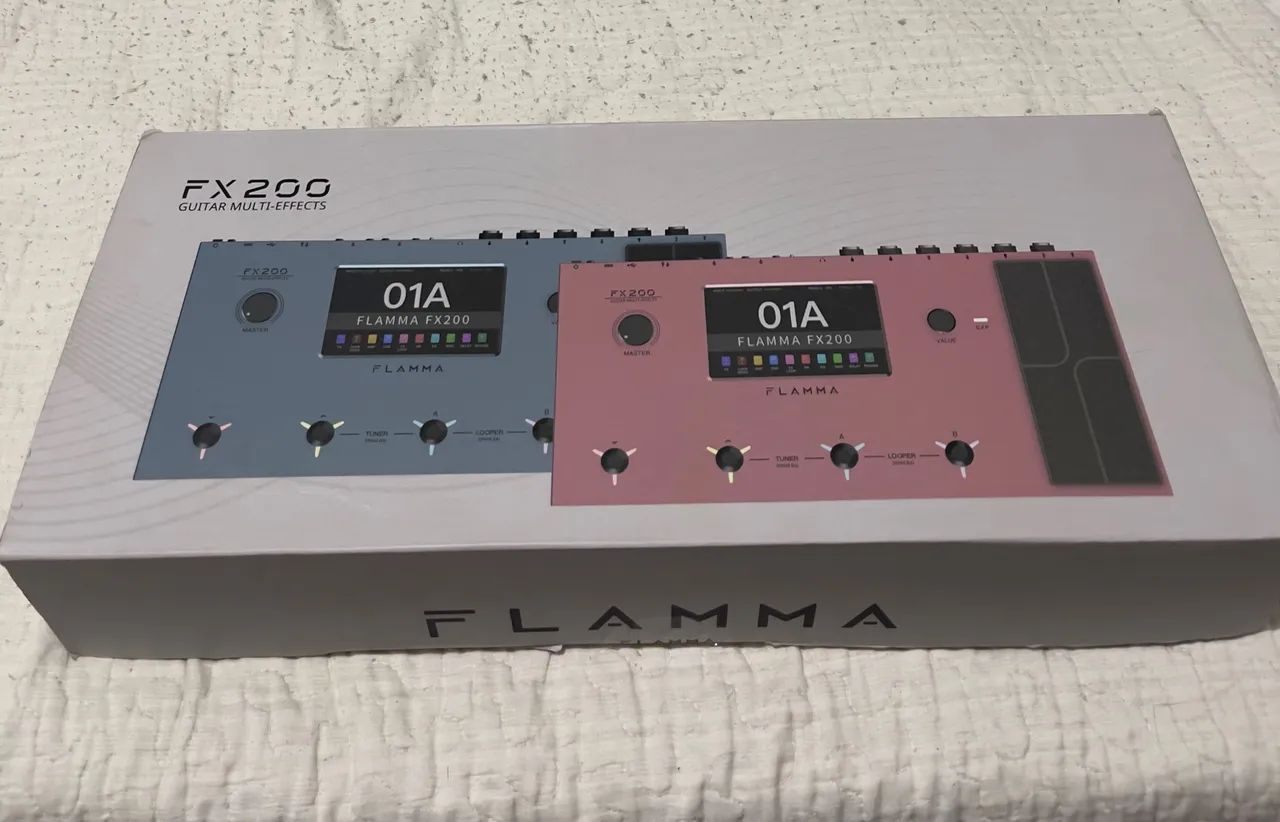 Hoje Pedaleira Flama FX200 