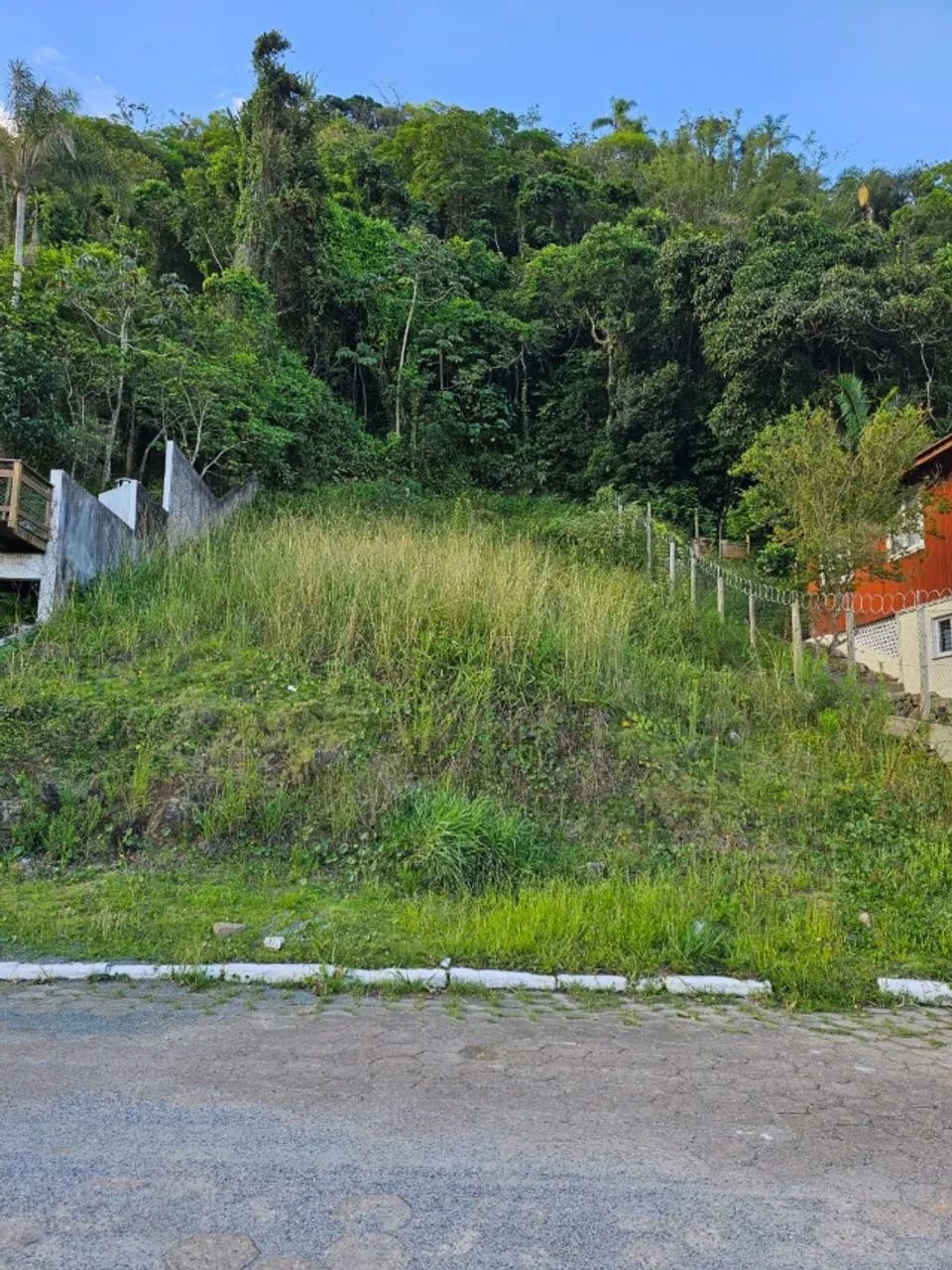 Terreno próximo à Praia do Quilombo
